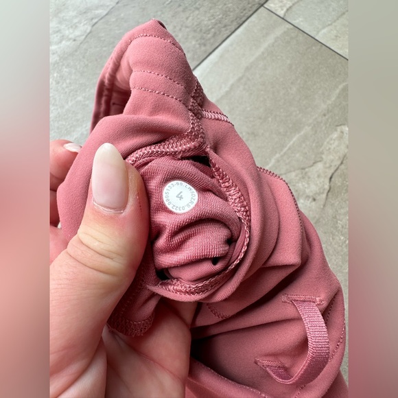 Lululemon Wunder Train High-Rise Tight Leggings 25" - Picture 6 of 8